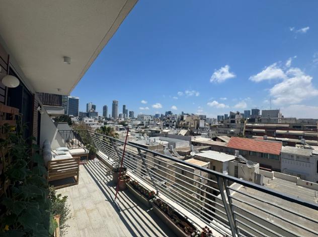 מרפסת דירה 33
